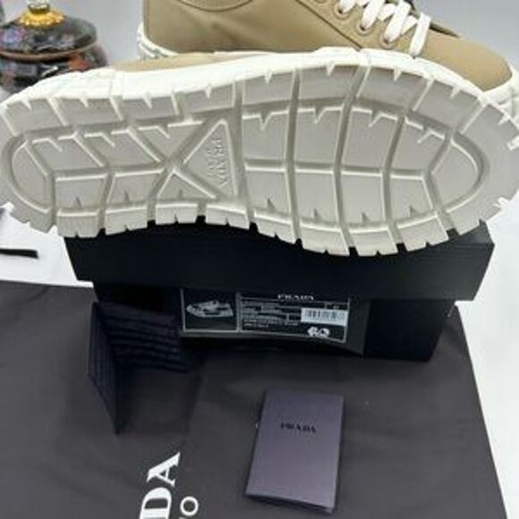 Women's Prada double wheel nylon gabardine sneakers, desert beige size 41 - Picture 13 of 16